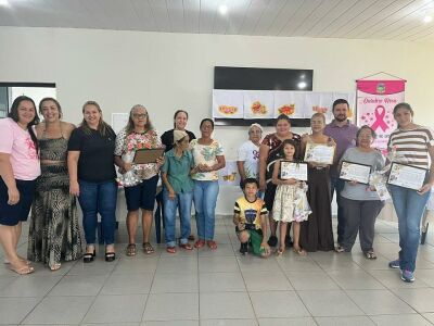 Imagem da notícia Prefeitura de Figueirão encerra primeira turma do projeto Cores da Vida no CRAS